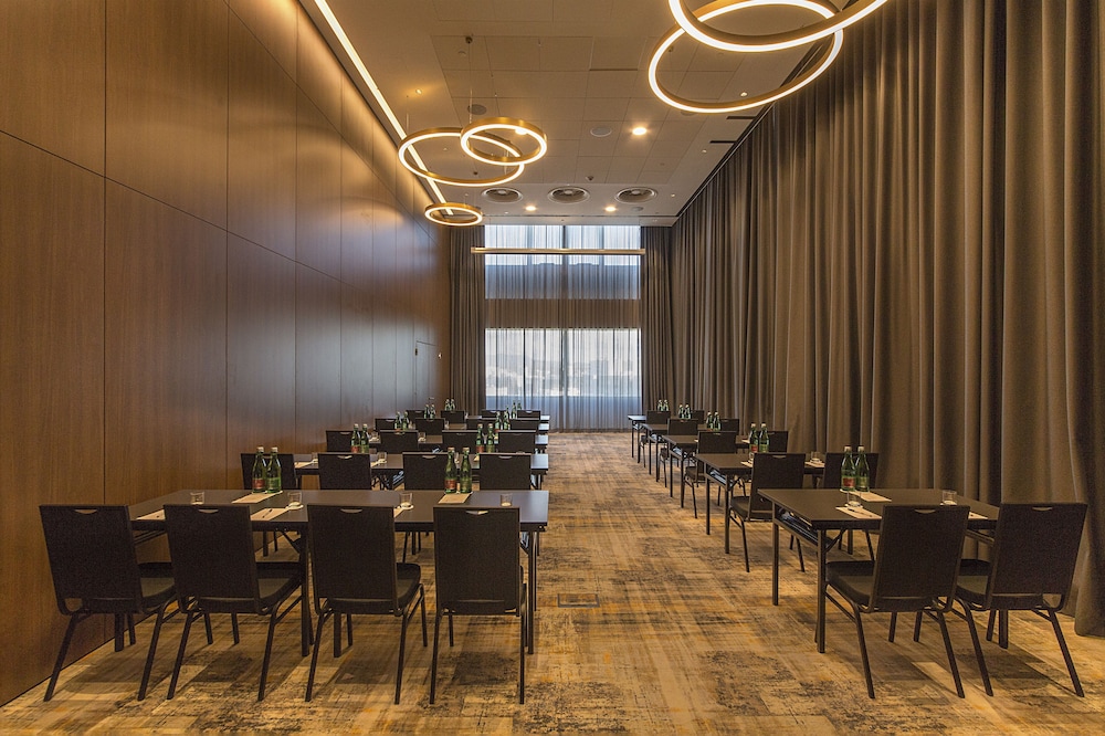 hilton garden inn zagreb radnicka