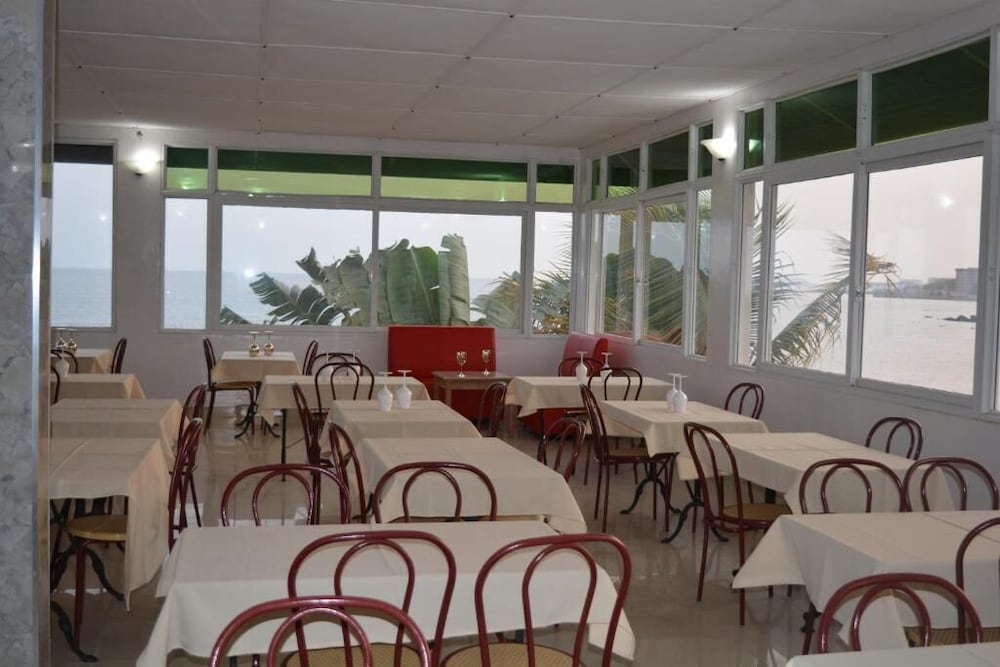 hotel restaurant oceano