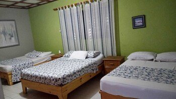 Boca Del Paraiso,Santo Domingo>>Boca Chica,4.5 star