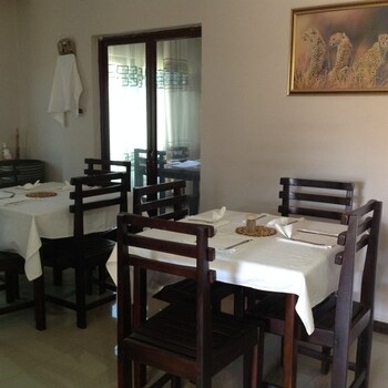 Dl Lodge,In Choma,3.5 star