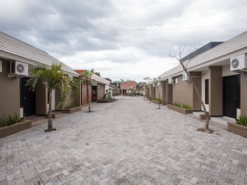 reddoorz plus near banyuwangi airport