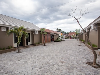 reddoorz plus near banyuwangi airport