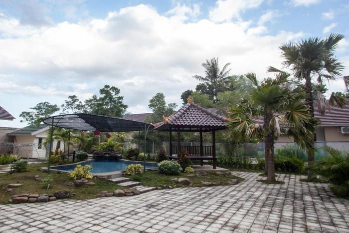 reddoorz plus near banyuwangi airport