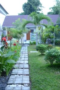 reddoorz plus near banyuwangi airport