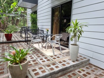suites and villas calathea