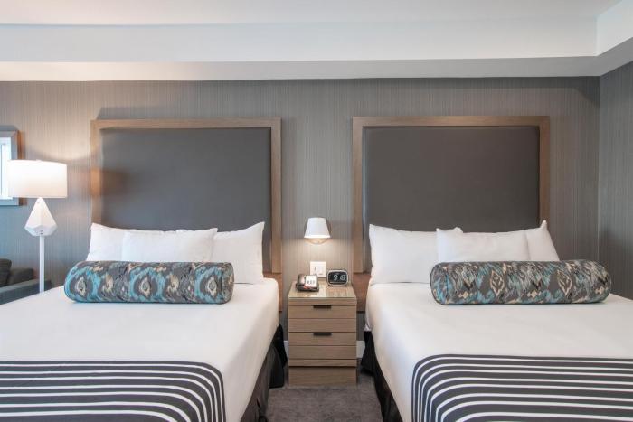 sandman signature ottawa airport hotel