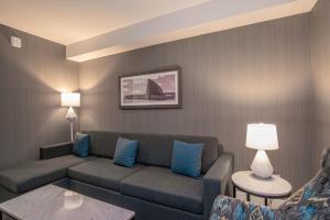 sandman signature ottawa airport hotel