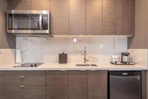 sandman signature ottawa airport hotel