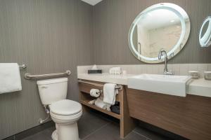 sandman signature ottawa airport hotel