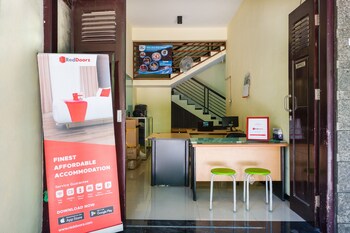 reddoorz syariah ketintang surabaya