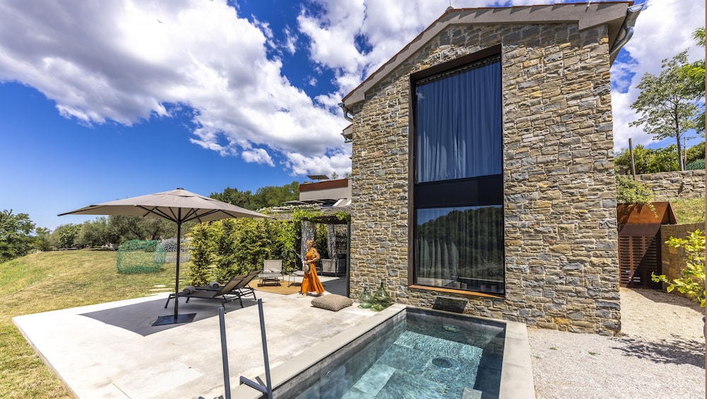 san canzian village and hotel