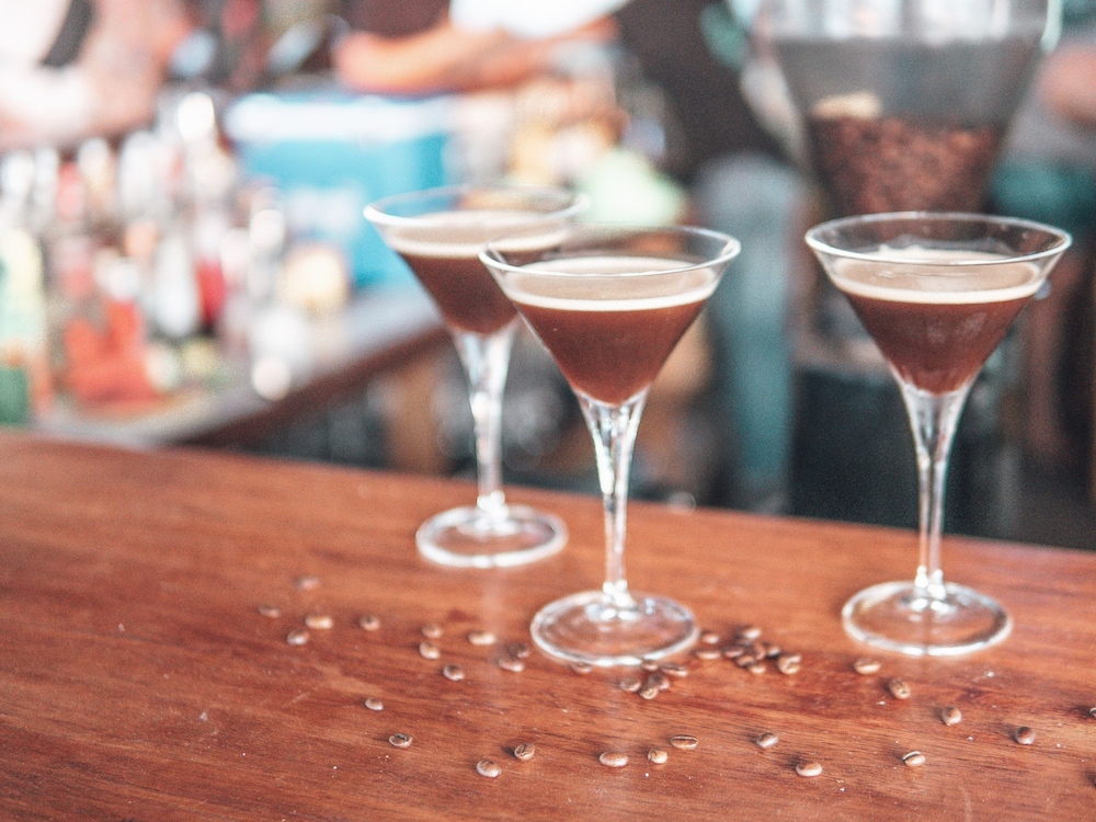 mad monkey gili trawangan hostel