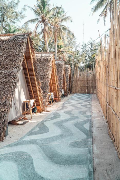 mad monkey gili trawangan hostel