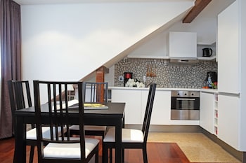 the queen luxury apartments villa giada