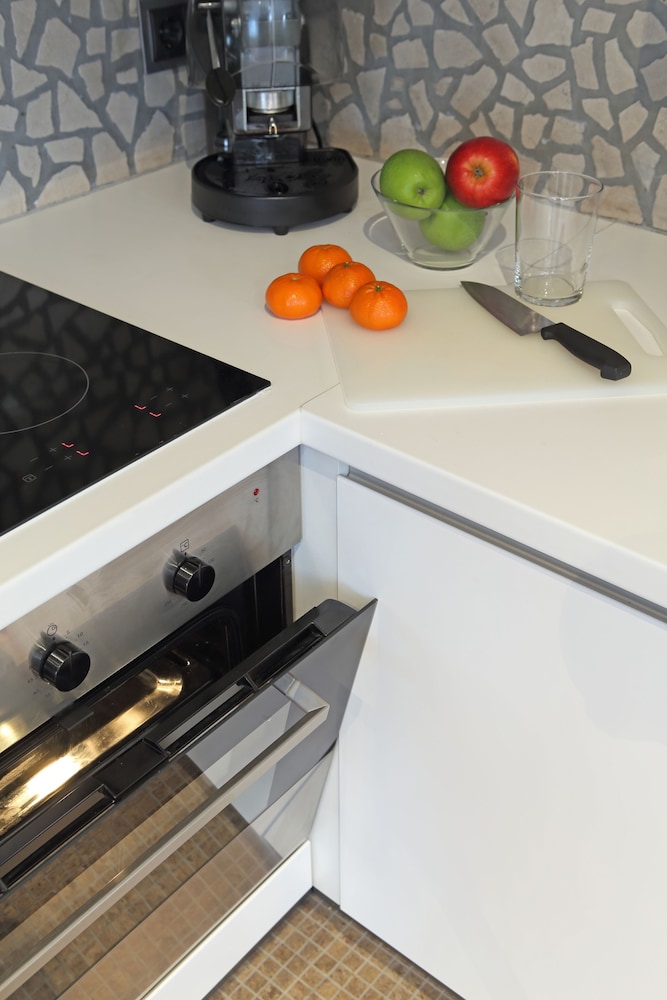 the queen luxury apartments villa giada