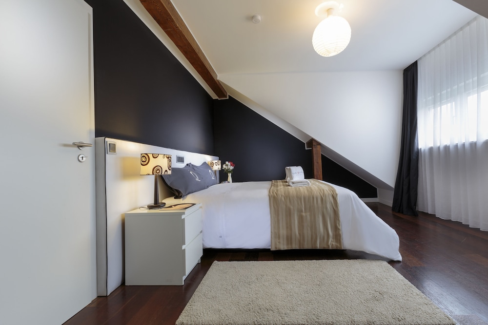 the queen luxury apartments villa giada