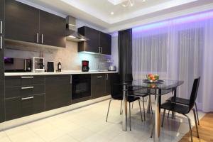 the queen luxury apartments villa giada