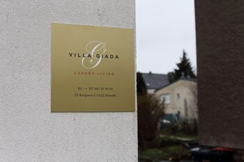 the queen luxury apartments villa giada