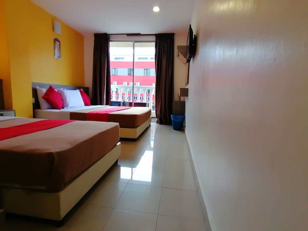 yellow mansion hotel melaka raya