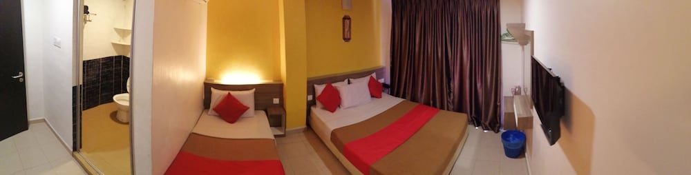 yellow mansion hotel melaka raya