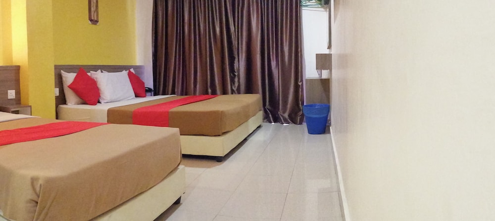 yellow mansion hotel melaka raya