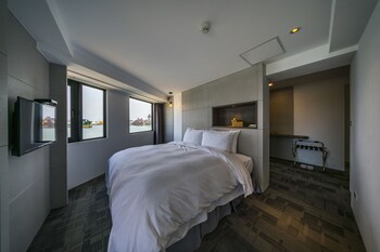 watermark hotel