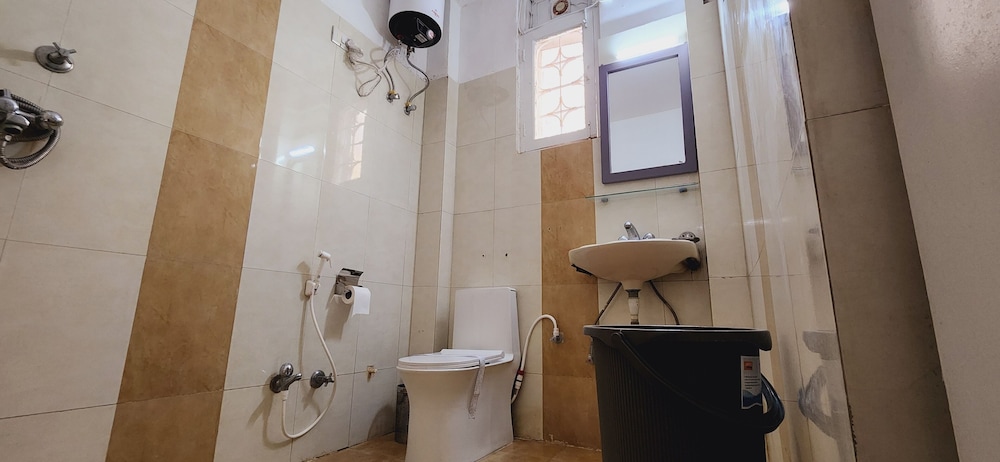 chakrah by hermitage