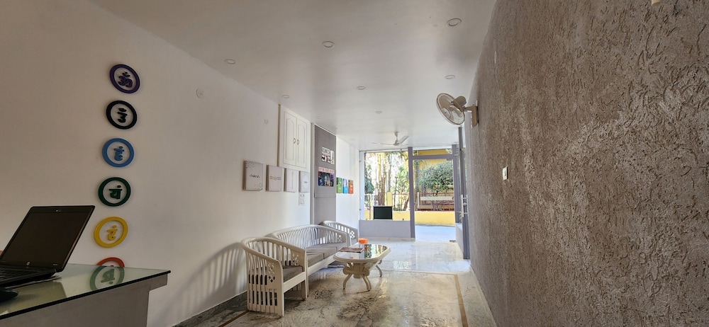 chakrah by hermitage