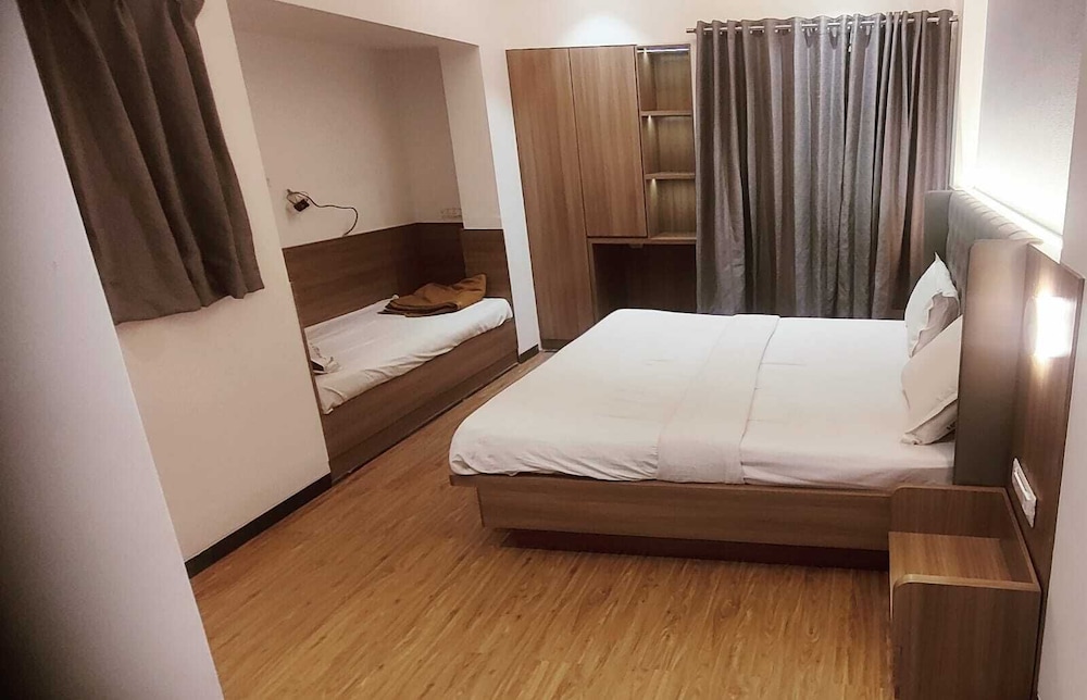 the byke suresh plaza