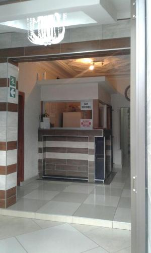 royal crown guesthouse