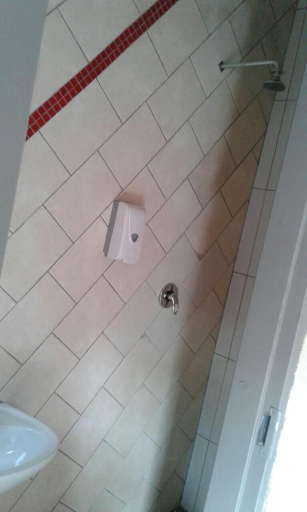 royal crown guesthouse