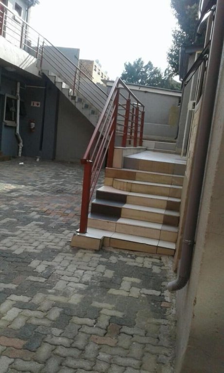 royal crown guesthouse