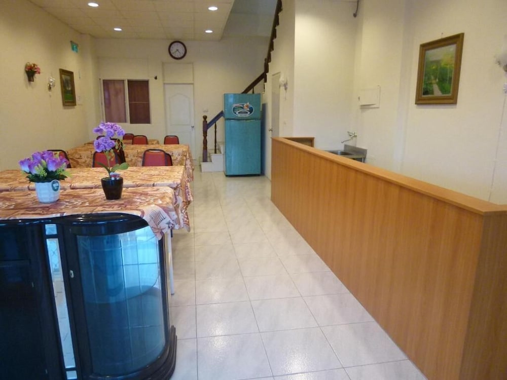 sun moon star hostel