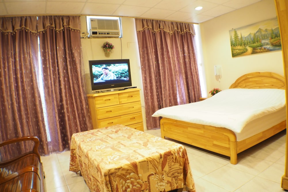 sun moon star hostel