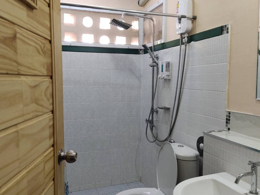 aunt and uncles house