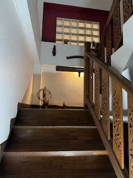 aunt and uncles house