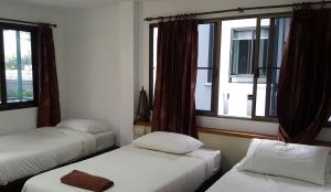 aunt and uncles house