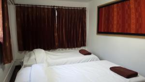 aunt and uncles house