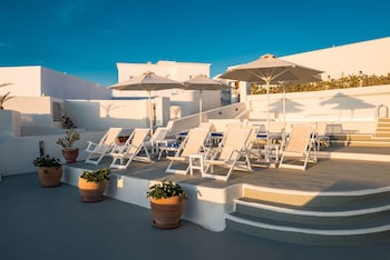 Pantelia Suites,Fira>>Exo Gonia,3 star