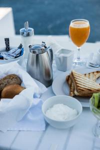 pantelia suites