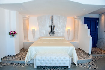 astarte suites