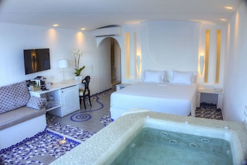 astarte suites