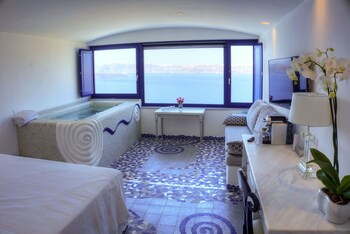 astarte suites