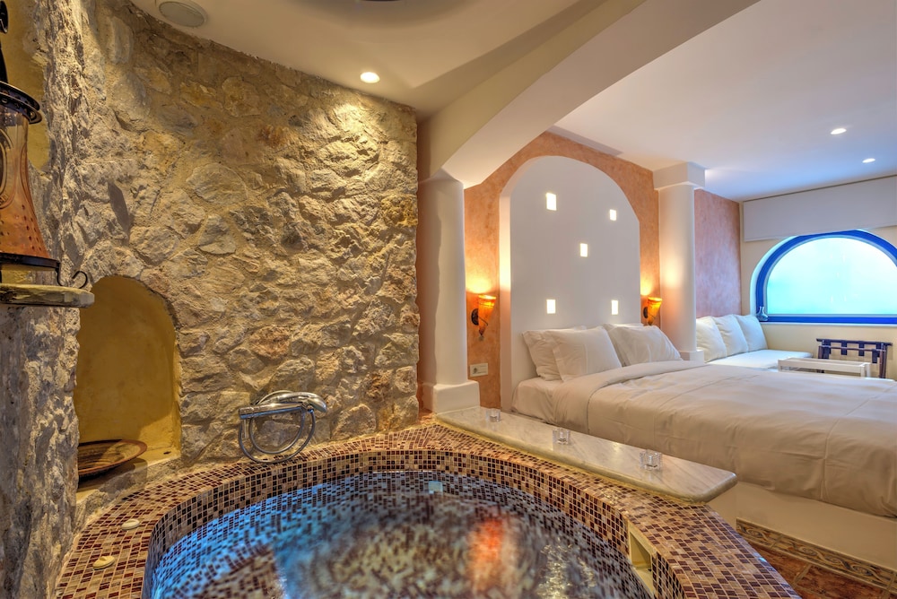 astarte suites