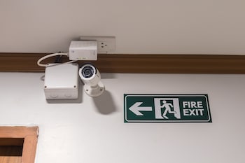 suthep home and hostel