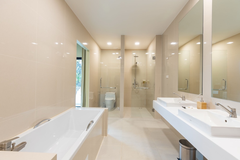 porestva hotel sriracha