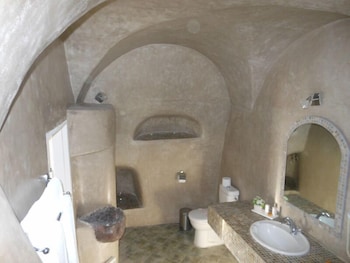 nomikos villas