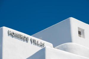 nomikos villas