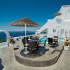 nomikos villas