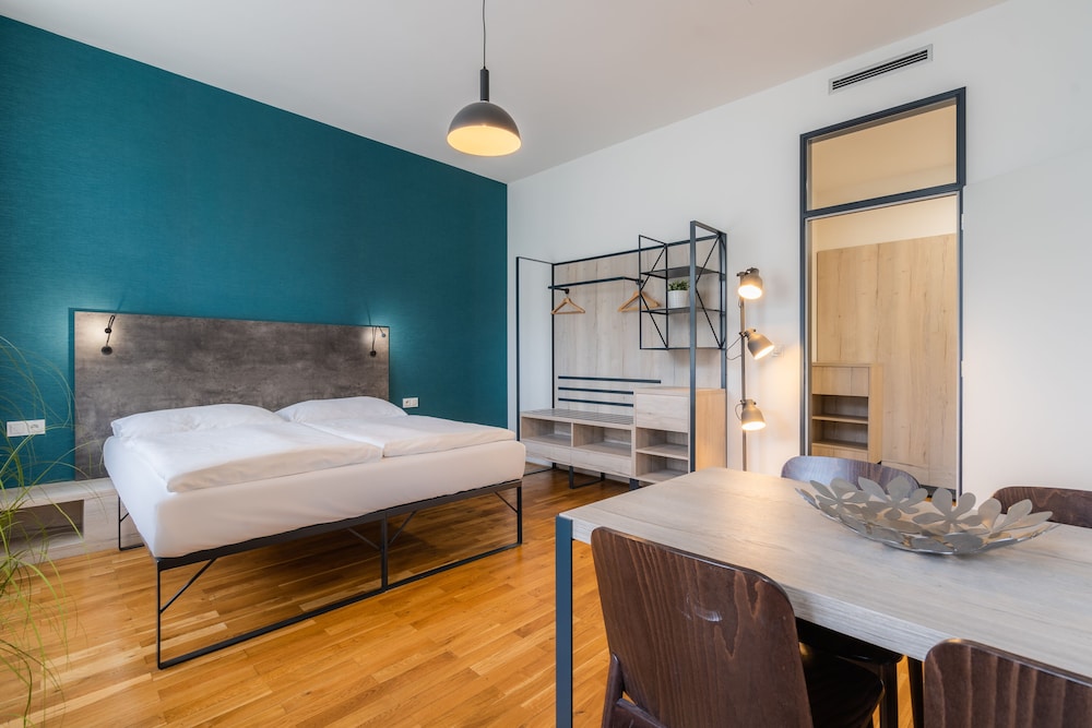 ea aparthotel melantrich